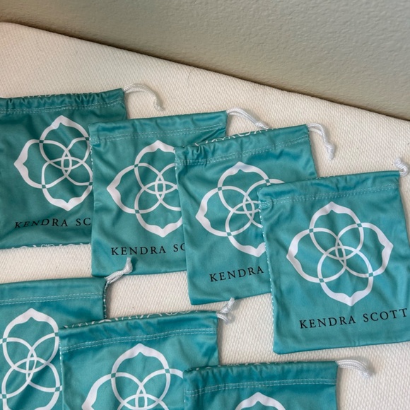 Kendra Scott Jewelry Bag Bundle 7 Bags Blue with White Logo Drawstring closure - Picture 3 of 6
